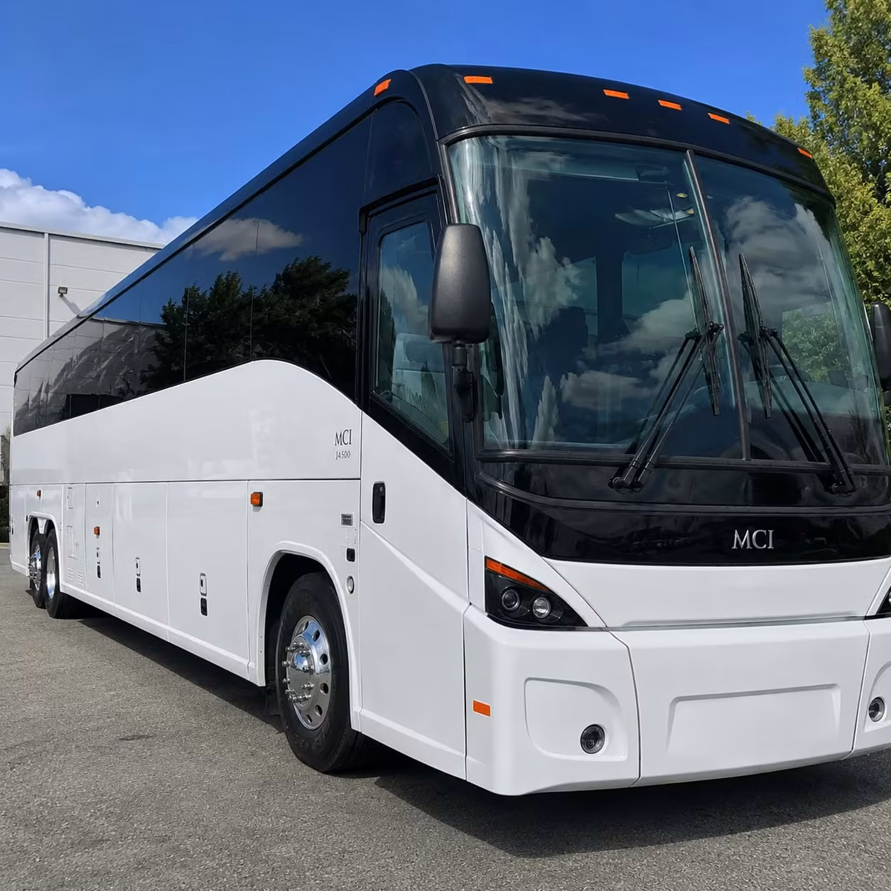 corporate group airport transfers for tallahassee s government and business community